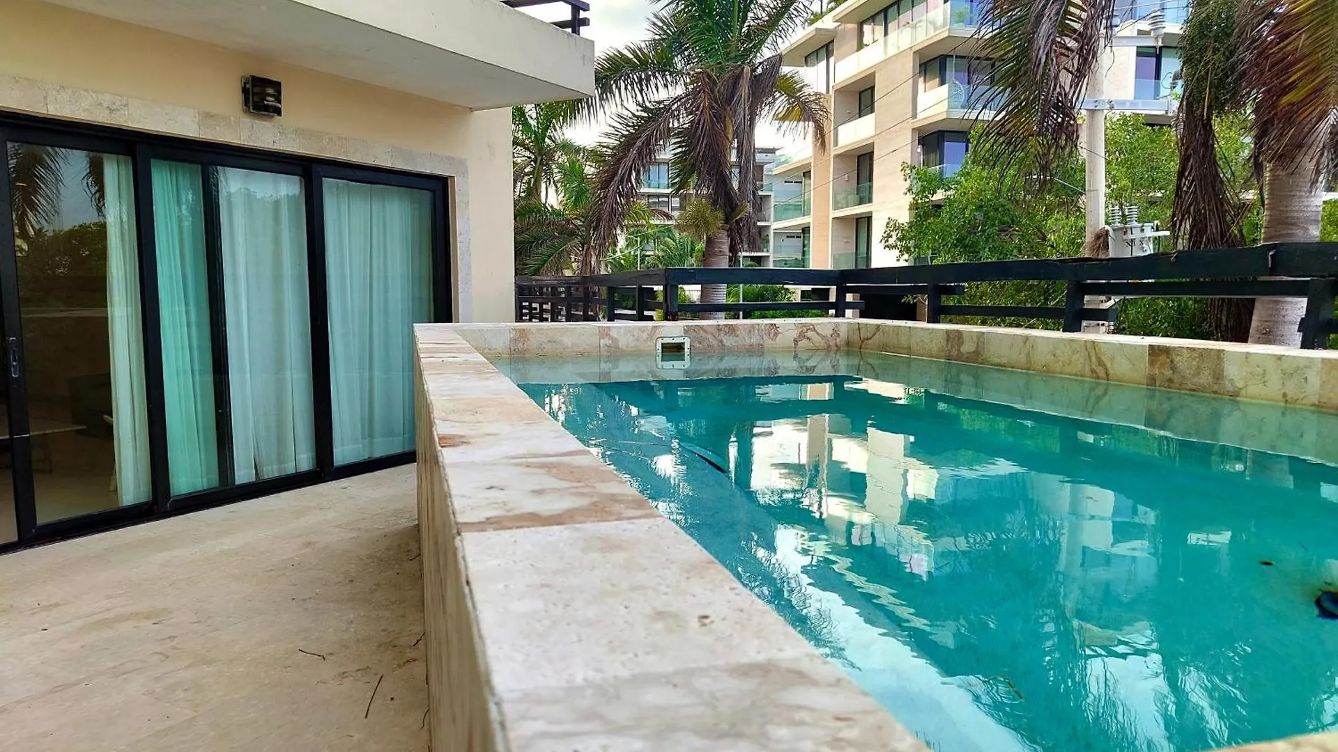 Awesome Apartment At Aldea Thai Beachfront Playa del Carmen
