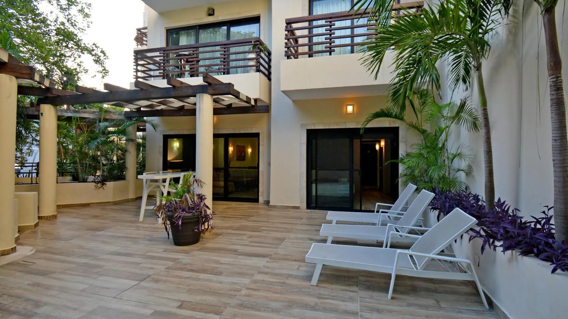 Lägenhetshotell Awesome Apartment At Aldea Thai Beachfront Playa del Carmen