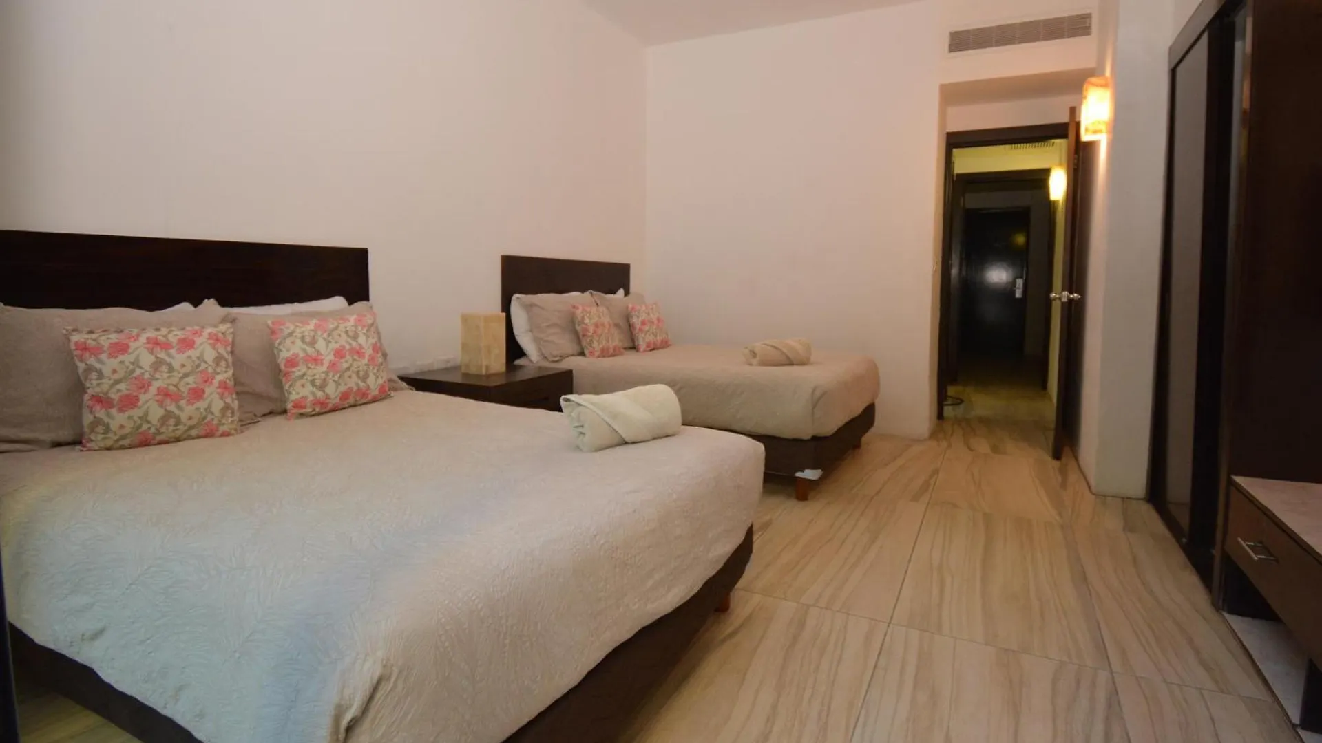 Awesome Apartment At Aldea Thai Beachfront Playa del Carmen 0*,  Mexiko